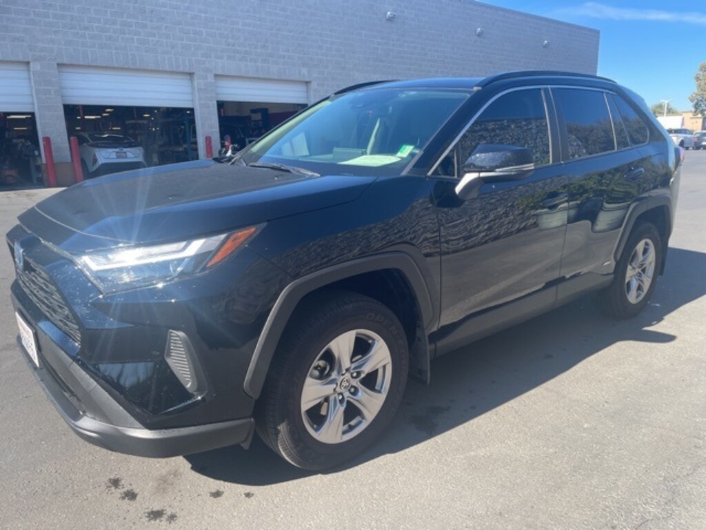 Used 2024 Toyota RAV4 Hybrid XLE SUV