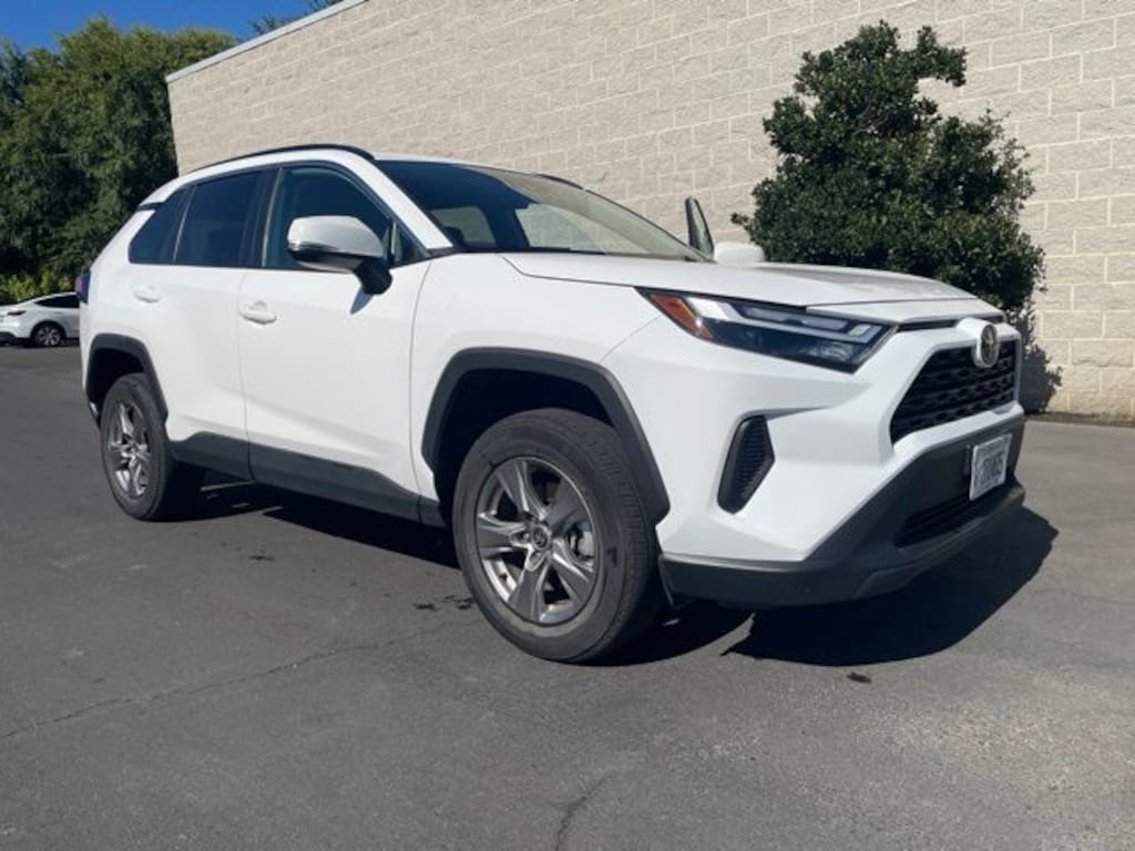 Used 2025 Toyota RAV4 XLE SUV