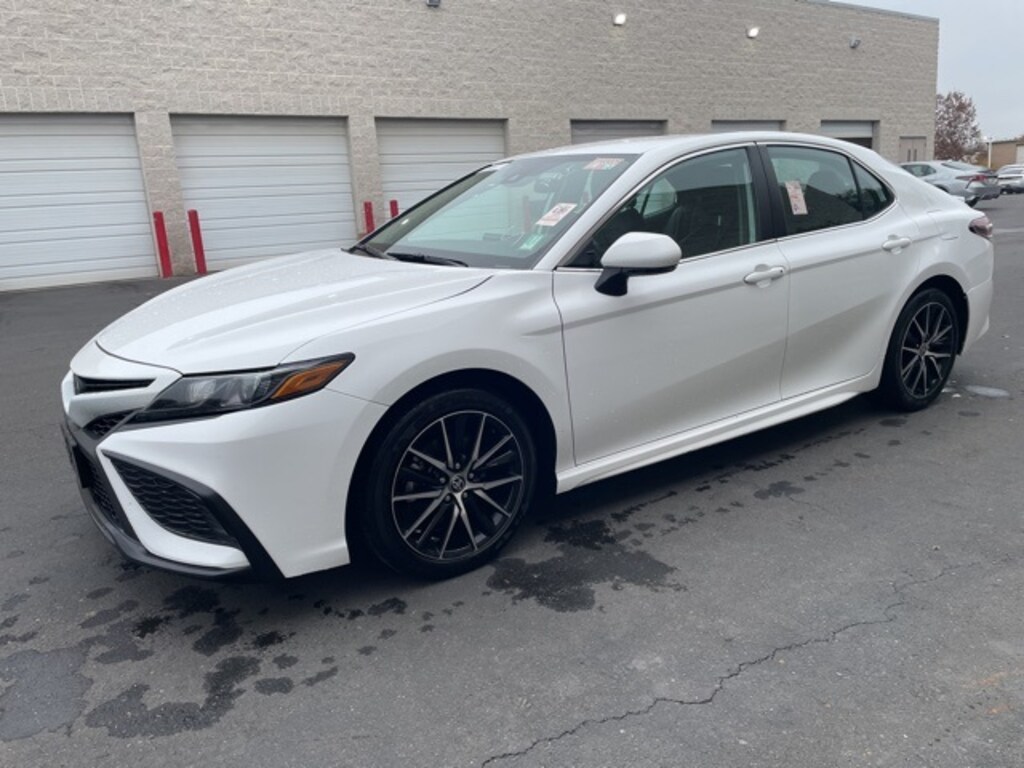 Certified 2024 Toyota Camry SE Sedan