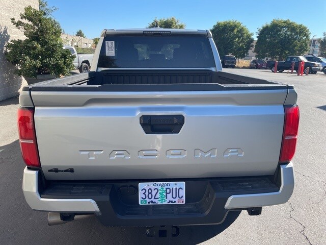 2024 Toyota Tacoma TRD Off-Road 4x4 photo 4