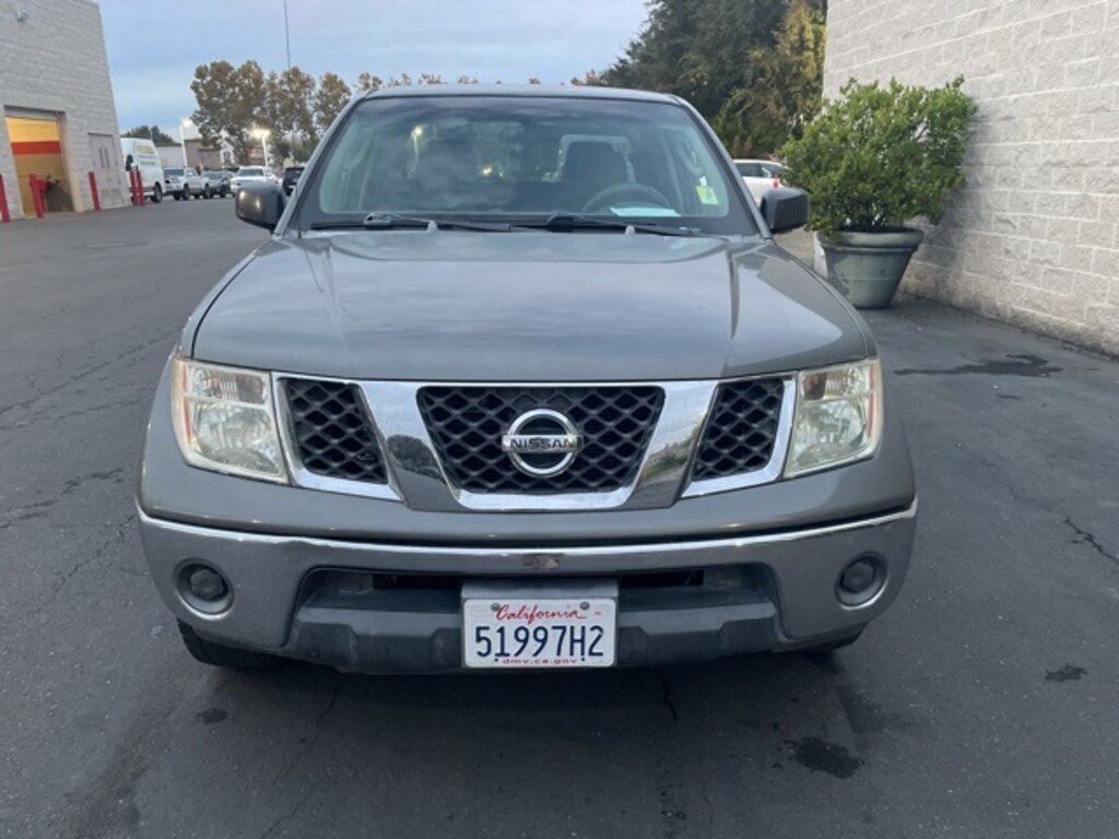 Used 2007 Nissan Frontier SE Truck