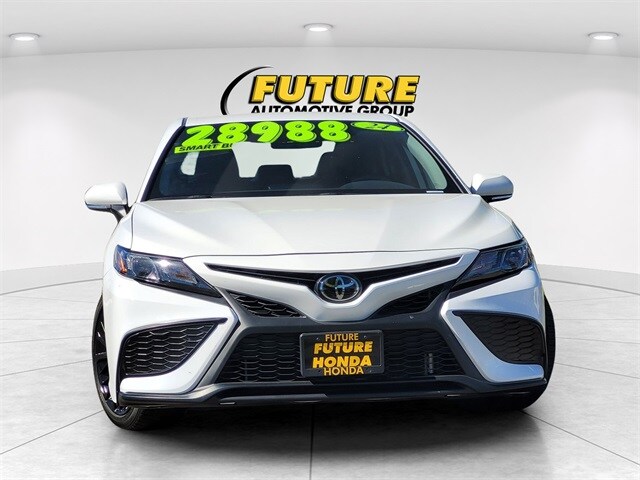2024 Toyota Camry SE photo 2