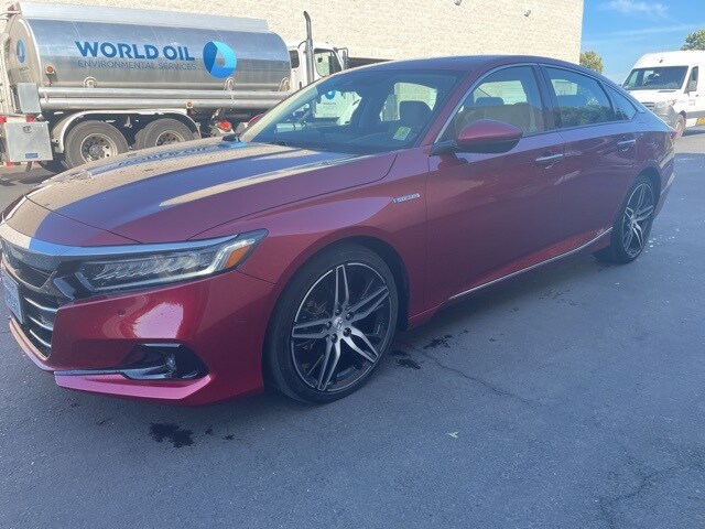 2022 Honda Accord Hybrid Touring photo 3