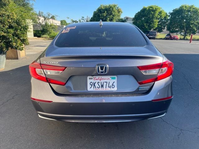 2021 Honda Accord Hybrid Touring photo 4