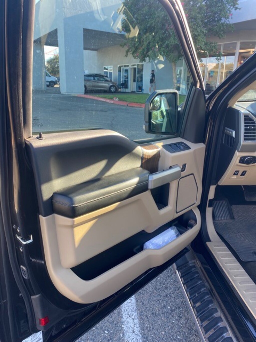 Used 2015 Ford F-150 Lariat Truck