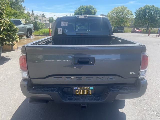 2021 Toyota Tacoma TRD Off-Road photo 4