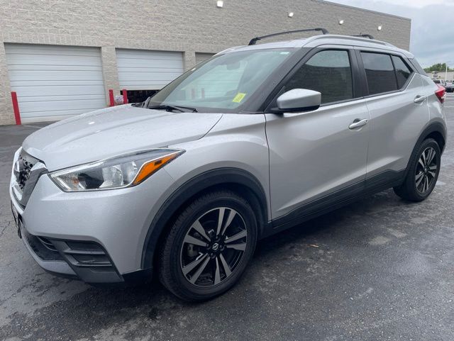 2019 Nissan Kicks SV photo 3