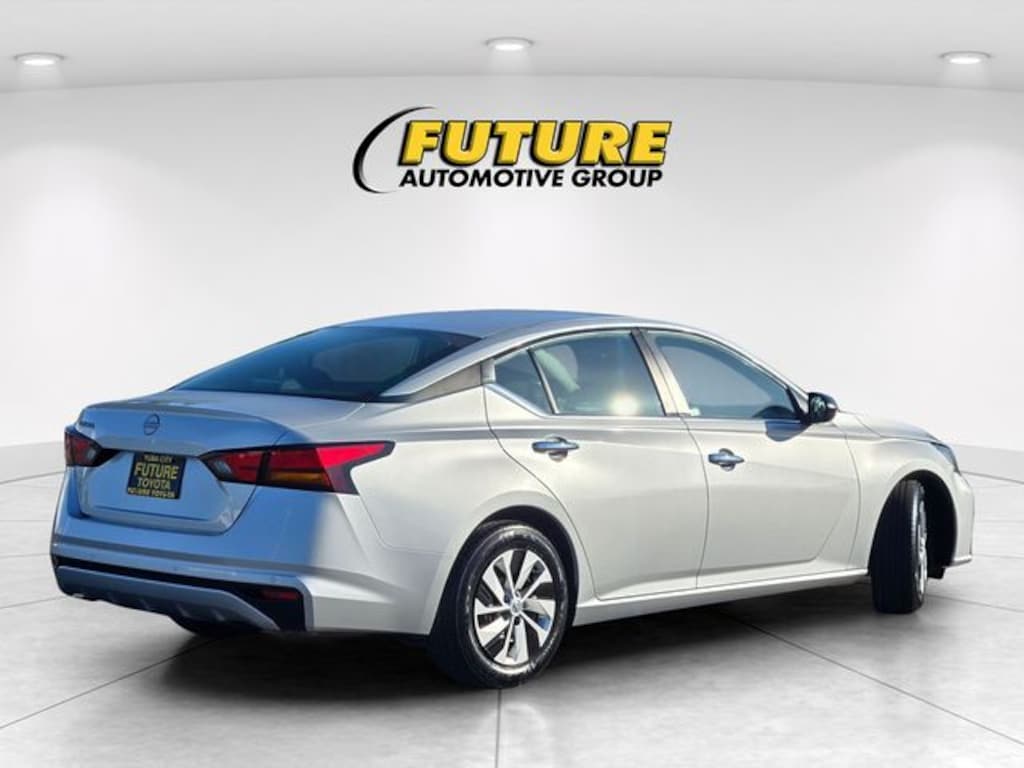 Used 2024 Nissan Altima 2.5 S Sedan