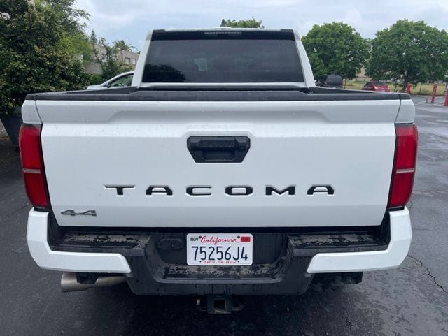 2025 Toyota Tacoma SR5 photo 4