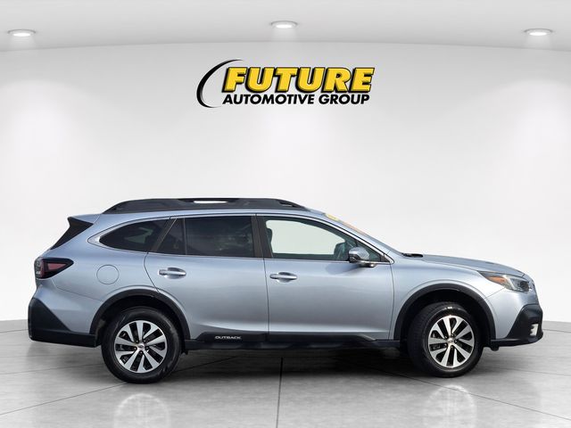 2022 Subaru Outback Premium photo 3
