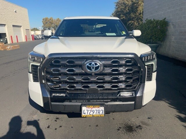 2023 Toyota Tundra Platinum photo 2