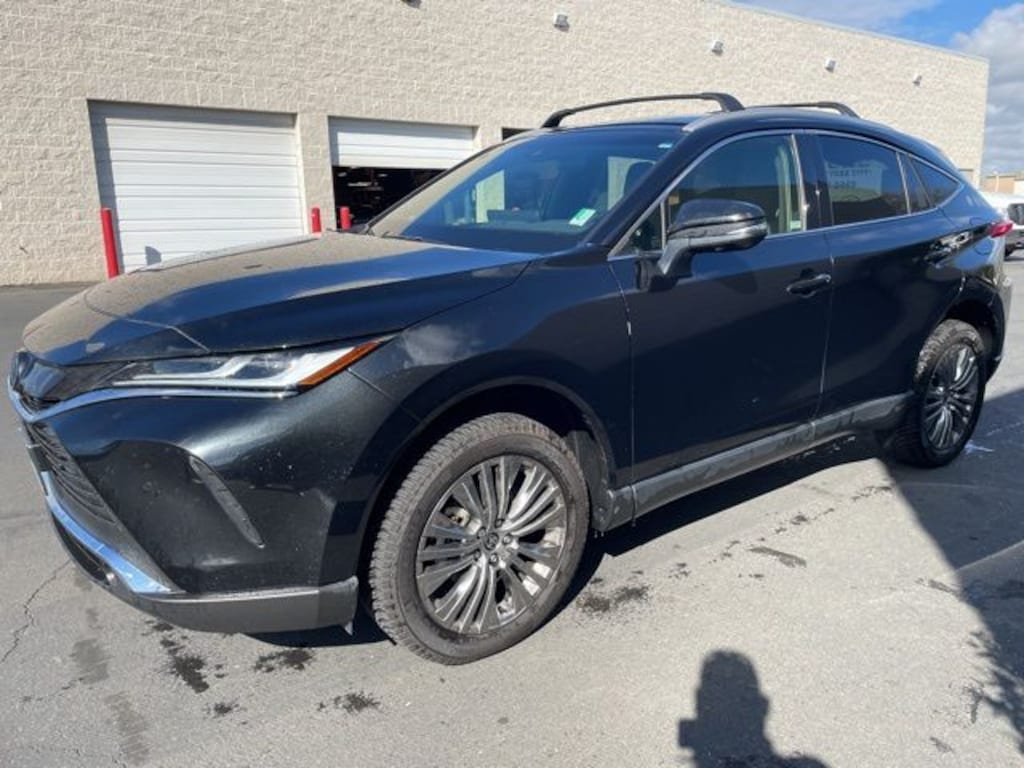 Certified 2022 Toyota Venza Limited SUV