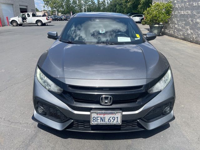 2018 Honda Civic Sport Touring photo 2