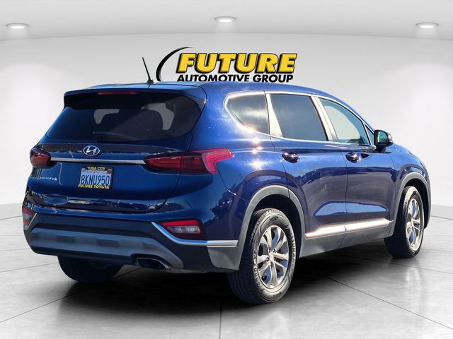 2019 Hyundai Santa Fe SE photo 5