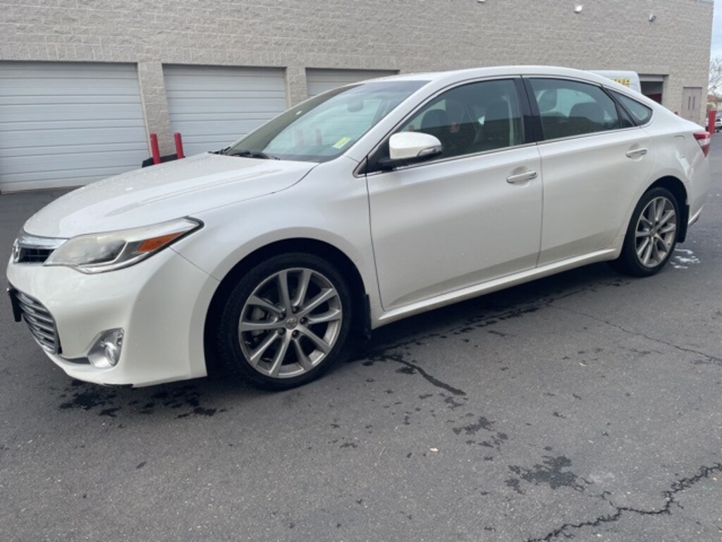 Used 2015 Toyota Avalon XLE Touring Sedan