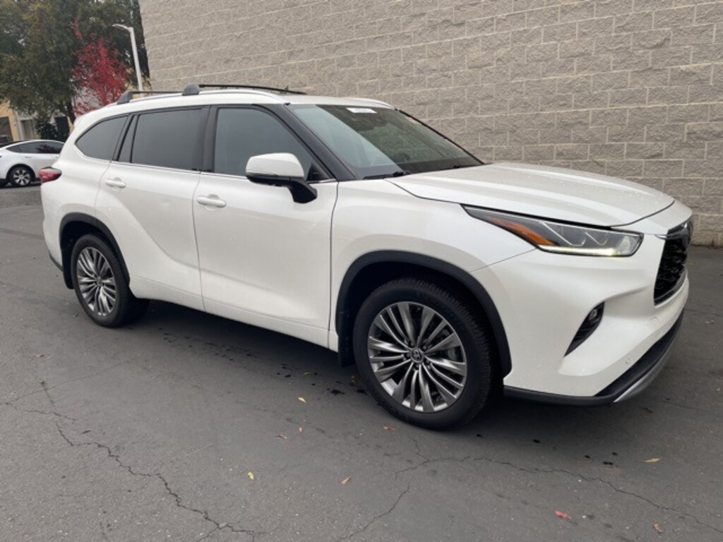 Used 2020 Toyota Highlander Platinum SUV