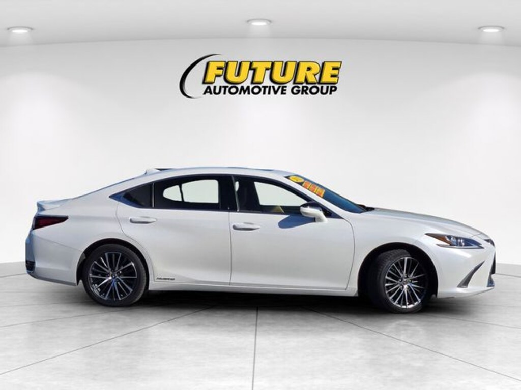 Used 2022 Lexus ES 300h Sedan