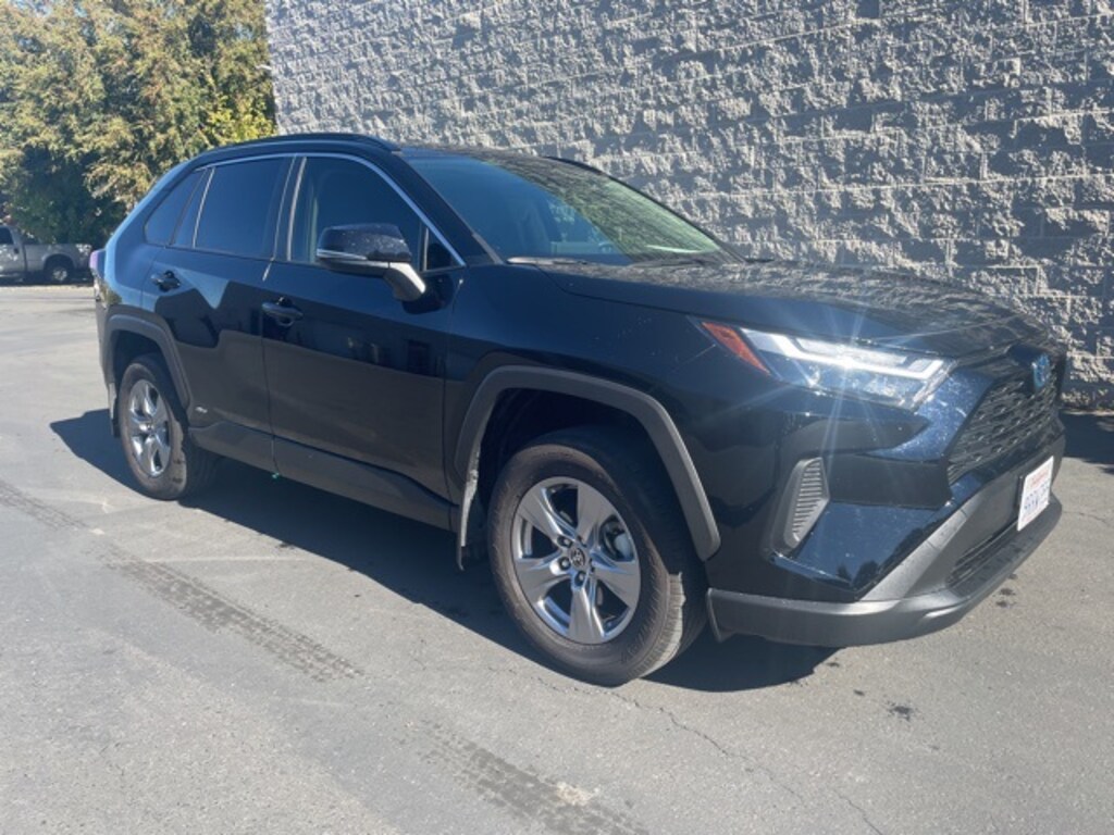 Used 2024 Toyota RAV4 Hybrid XLE SUV