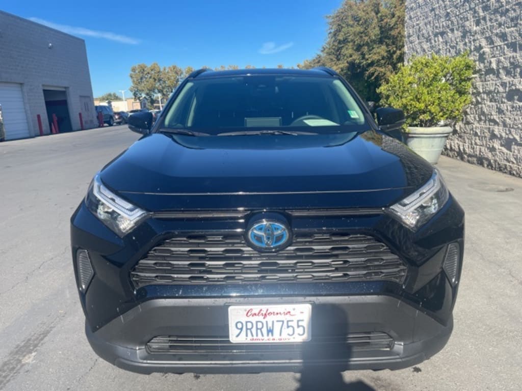 Used 2024 Toyota RAV4 Hybrid XLE SUV