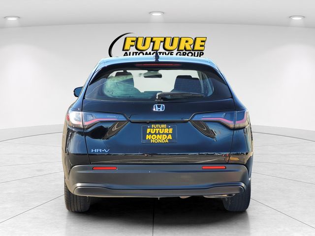 2025 Honda HR-V LX photo 3