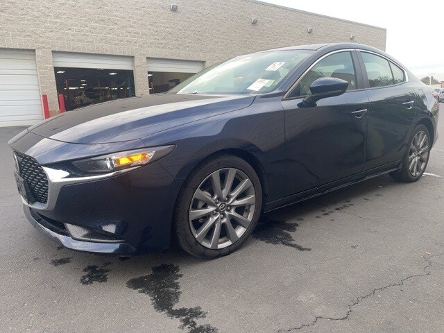 2025 Mazda Mazda3 Sedan 2.5 s Preferred photo 3