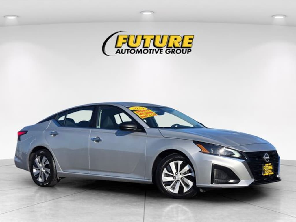 Used 2024 Nissan Altima 2.5 S Sedan