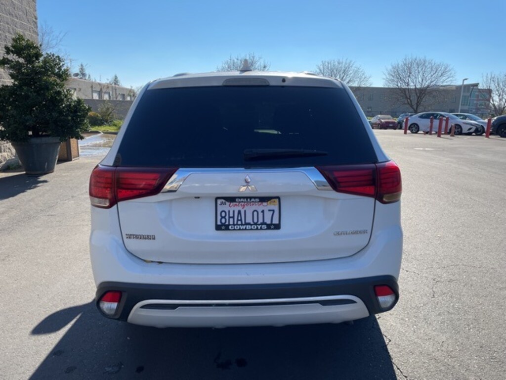 Used 2019 Mitsubishi Outlander ES SUV