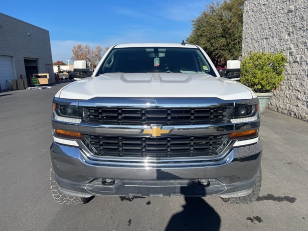 Used 2018 Chevrolet Silverado 1500 LT Truck
