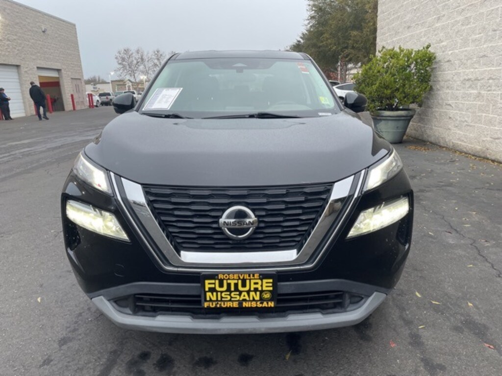 Used 2021 Nissan Rogue SV SUV