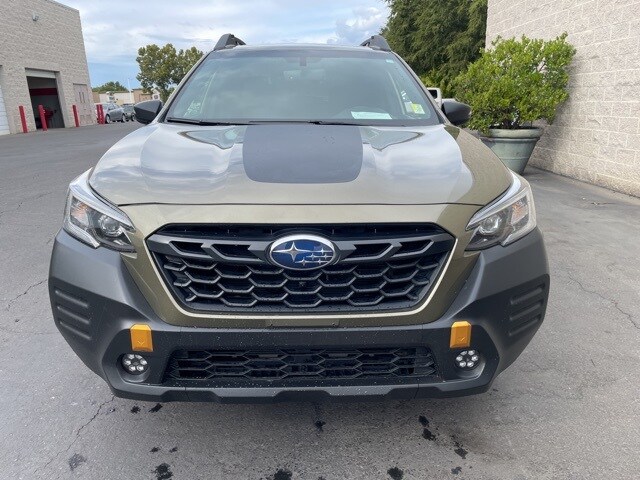 2022 Subaru Outback Wilderness photo 2