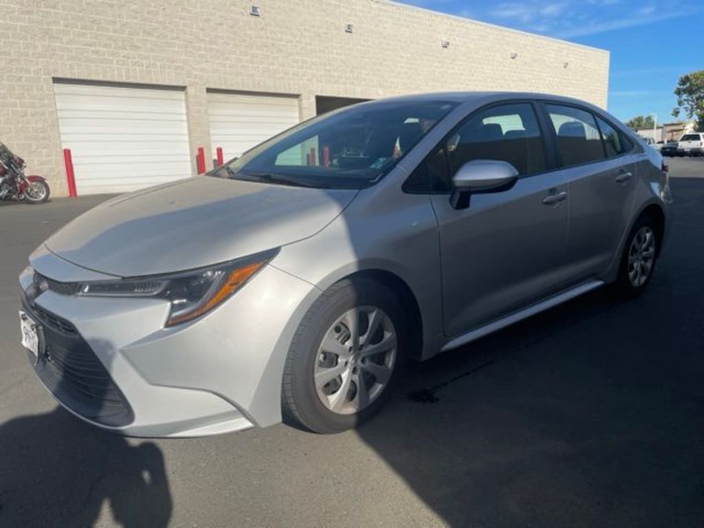 Used 2024 Toyota Corolla LE Sedan