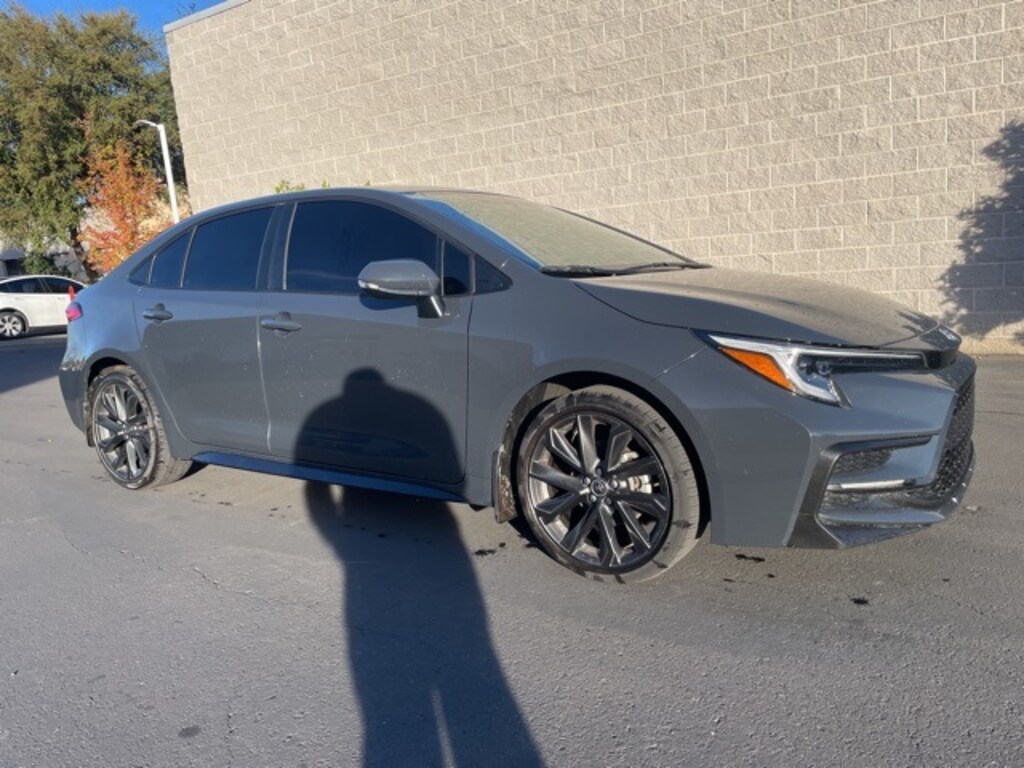 Used 2024 Toyota Corolla SE Sedan