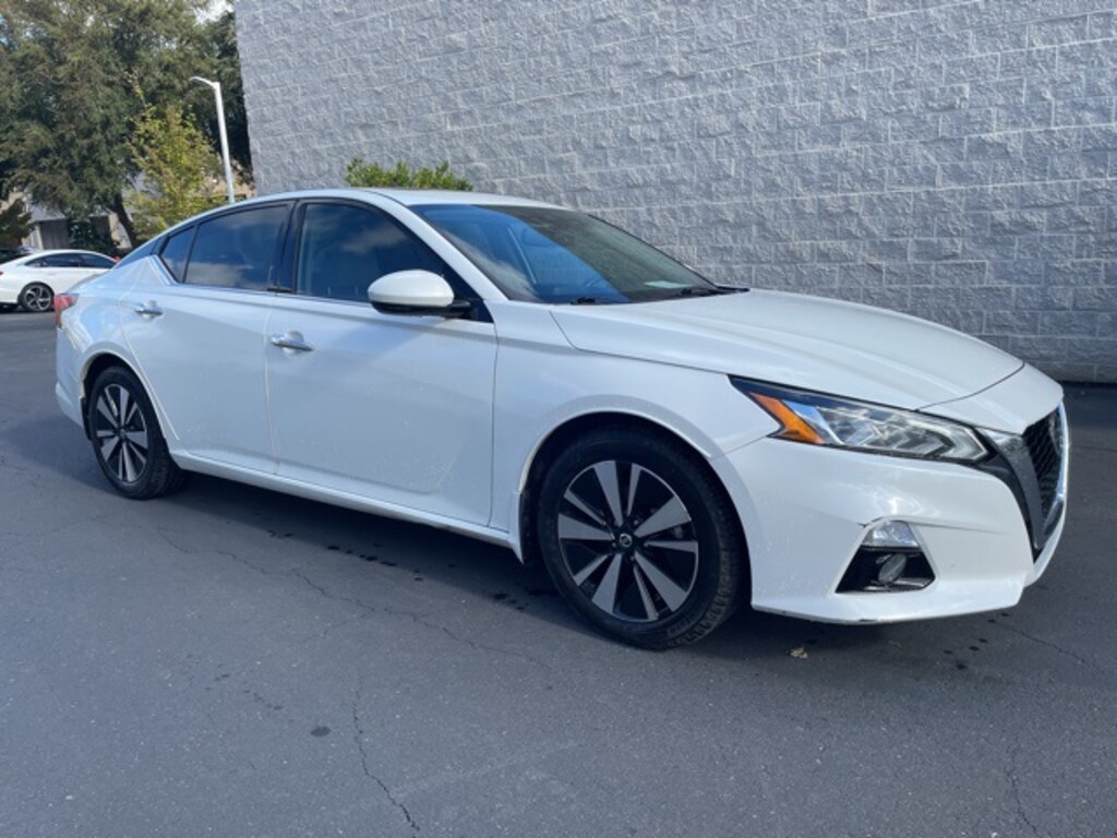 Used 2019 Nissan Altima 2.5 SL Sedan