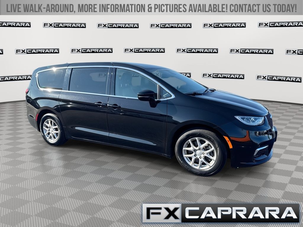 Used 2025 Chrysler Pacifica Select Van Passenger Van