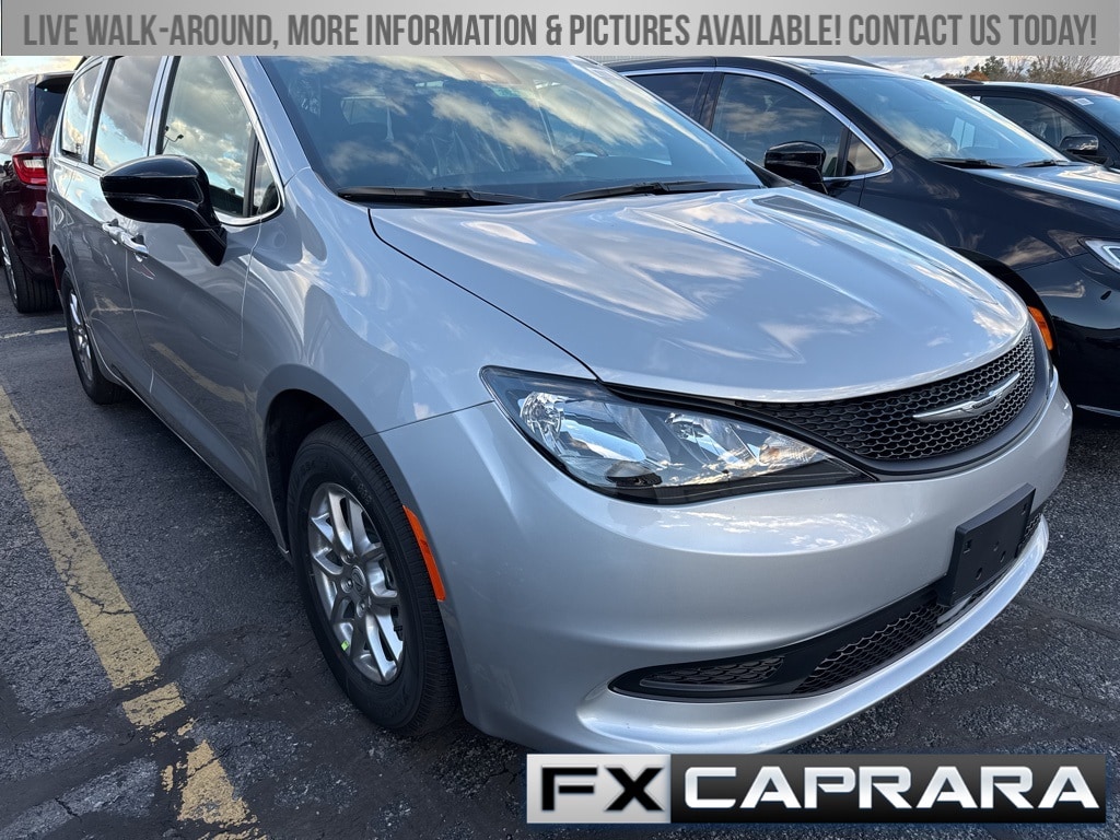 2026 Chrysler Voyager LX's photo