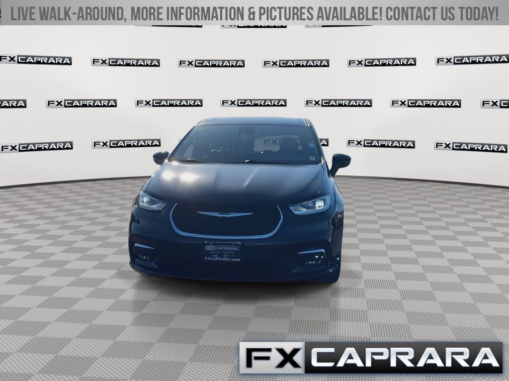 Used 2025 Chrysler Pacifica Select Van Passenger Van