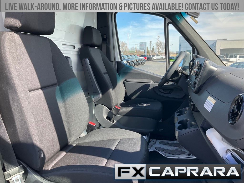 2023 Mercedes-Benz Sprinter Cab Chassis Base - Photo 19