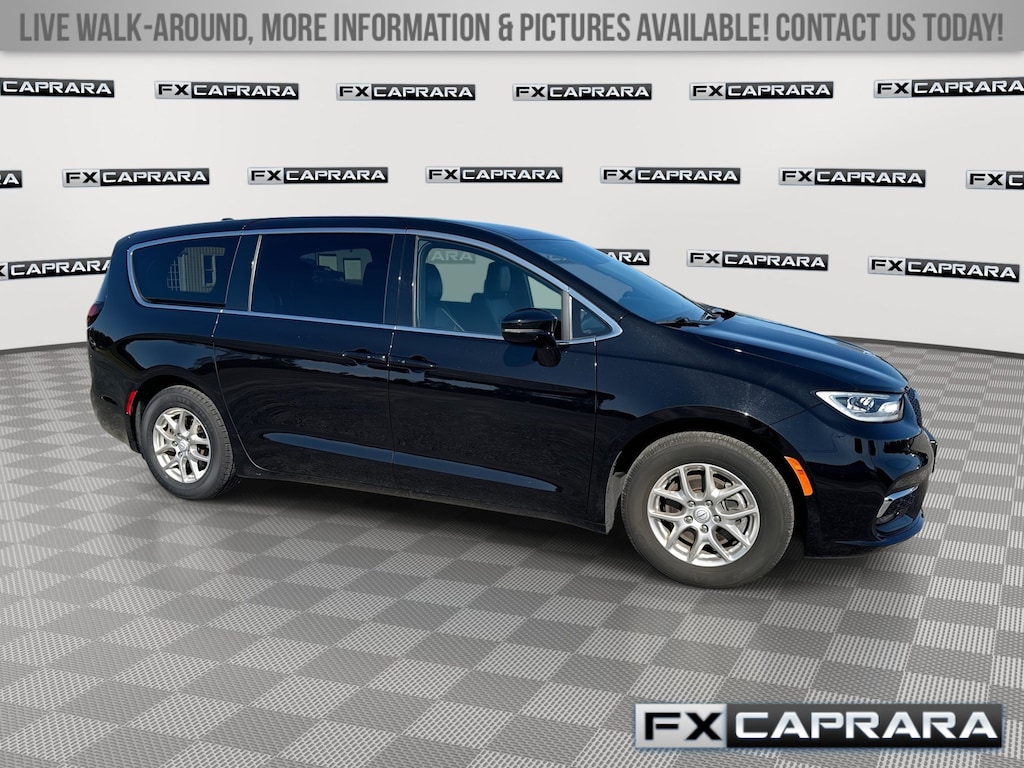 Used 2025 Chrysler Pacifica Select Van Passenger Van
