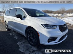 2026 Chrysler Pacifica SELECT AWD Passenger Van