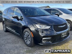 2023 Chrysler Pacifica Hybrid PLUG-IN  LIMITED Passenger Van