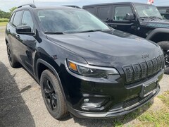 2023 Jeep Cherokee Altitude Lux SUV