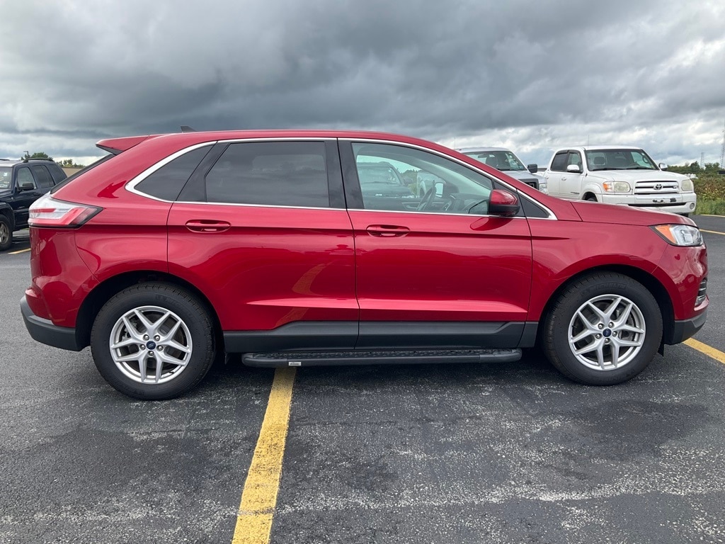 Used 2021 Ford Edge SEL with VIN 2FMPK4J92MBA31456 for sale in Watertown, NY