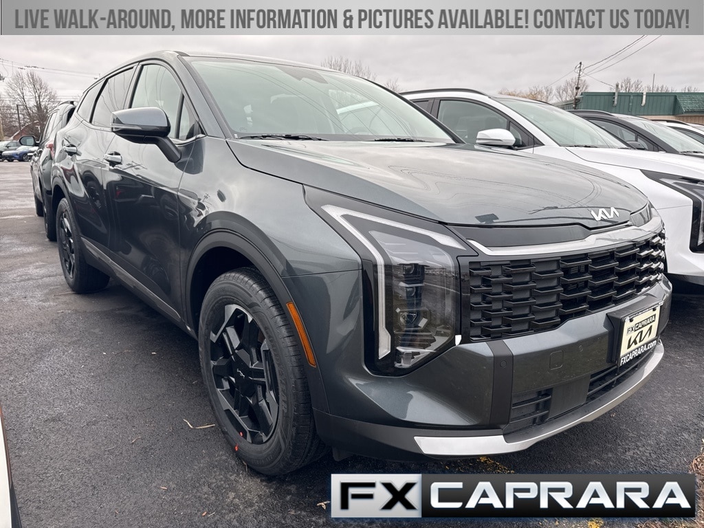 2026 Kia Sportage Base's photo