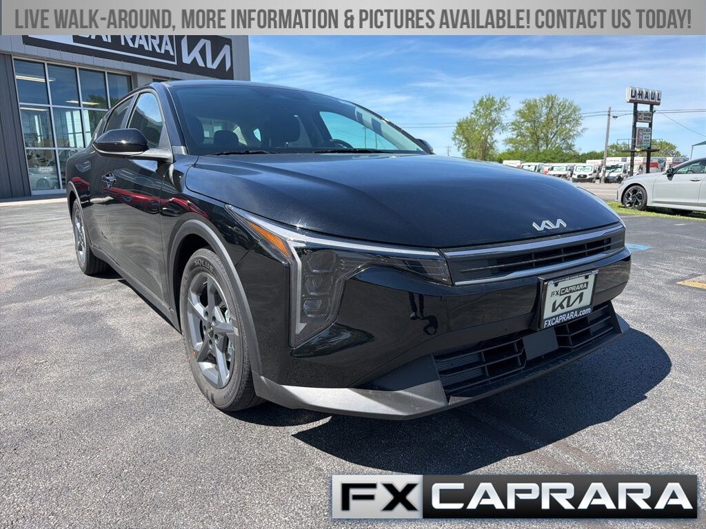 New 2026 Kia K4 LXS Sedan