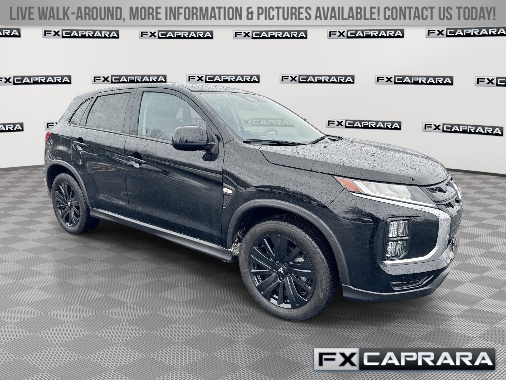 2025 Mitsubishi Outlander Sport LE's photo