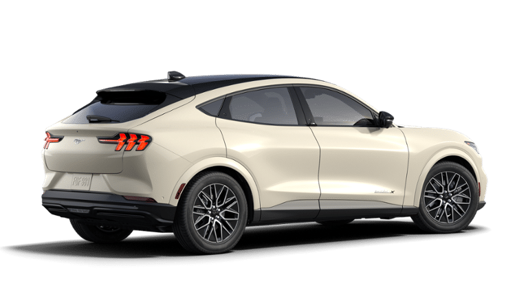 2025 Ford Mustang Mach-E Premium photo 3