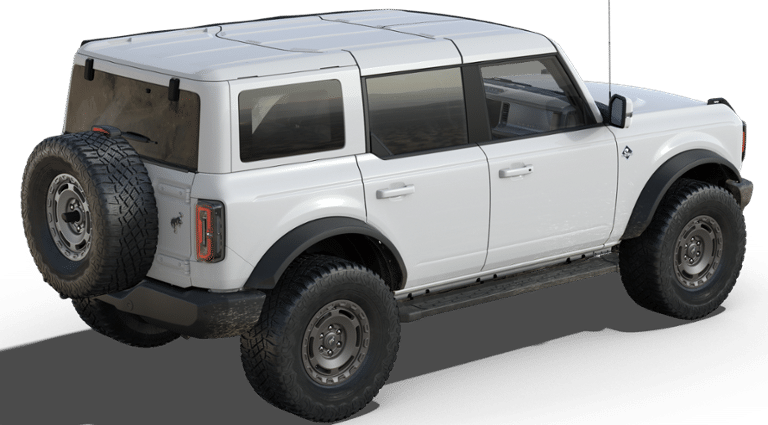 2025 Ford Bronco Outer Banks photo 3