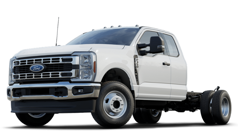 2025 Ford F-350 Super Duty Chassis Cab XLT's photo