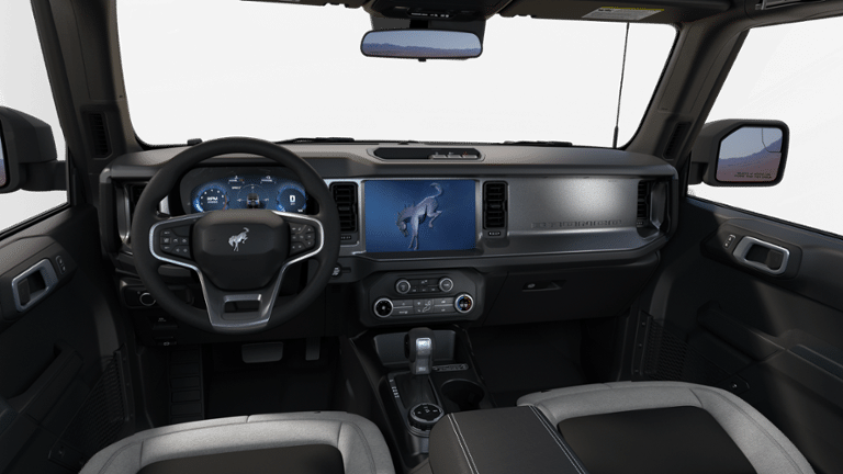 2025 Ford Bronco Base photo 4