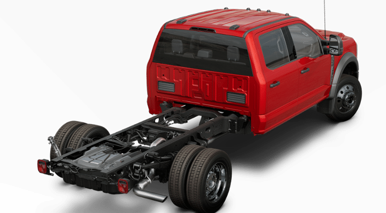 2024 Ford F-550 photo 3